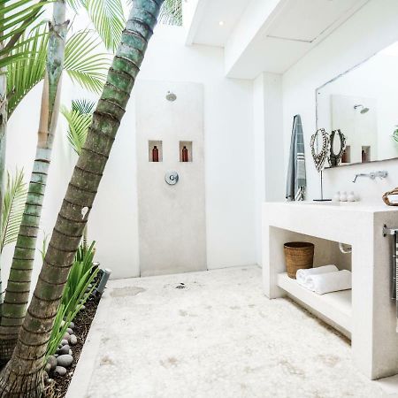 Pantai Hitam Villa Selemadeg Exterior foto